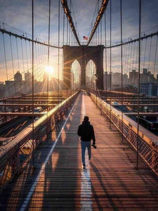 Modern Rental Brooklyn'S Hidden Gem ニューヨーク エクステリア 写真
